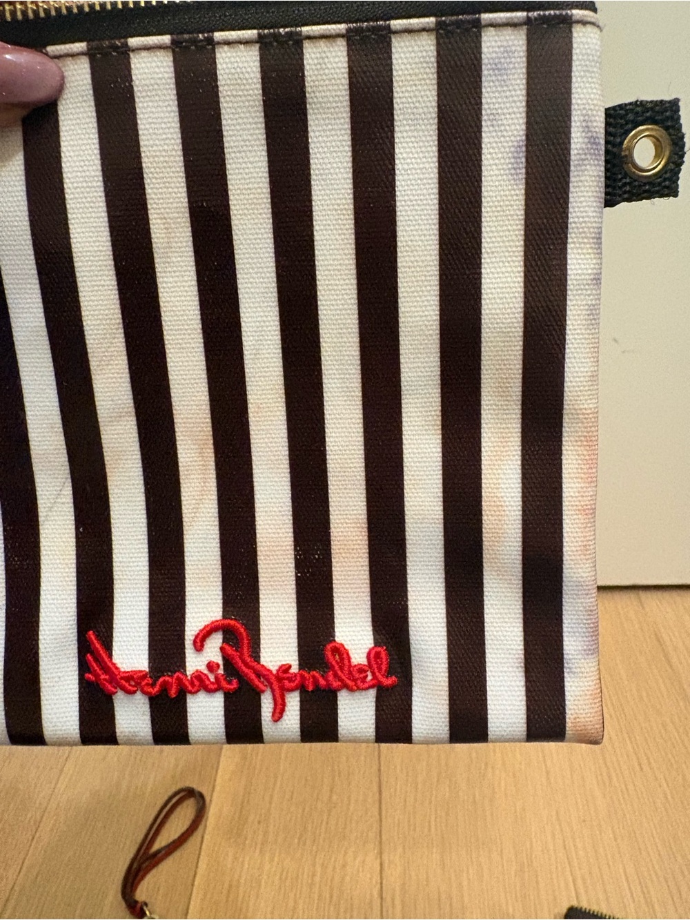 Henri Bendel Striped Cosmetic 3pc travel Pouch Set - brown & white - Picture 8 of 8